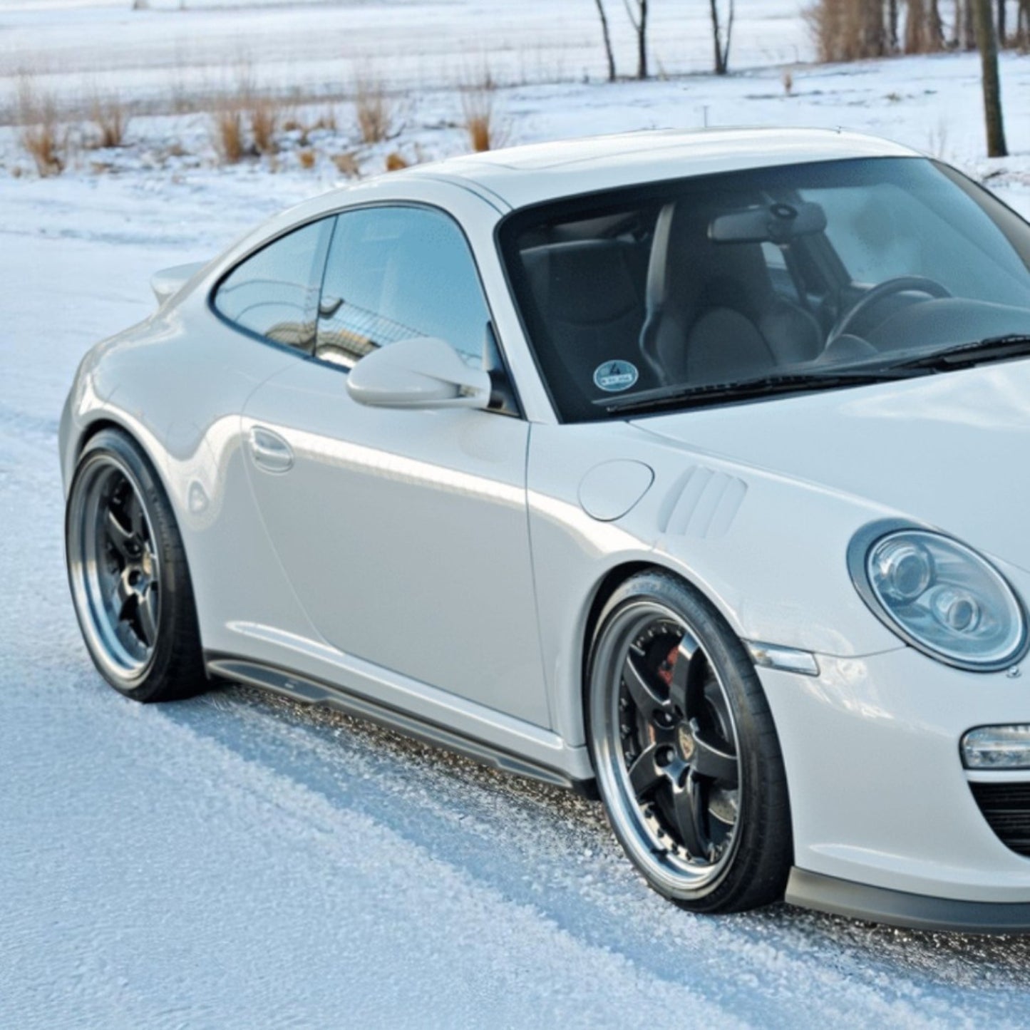 PORSCHE 997 CARRERA/GT3 2005–2012 MACH II SIDE SKIRTS ROCKER PANELS FOR PORSCHE 997 NARROW BODY AERO UPGRADE RACING STYLE BODY KIT ENHANCEMENT FIBERGLASS