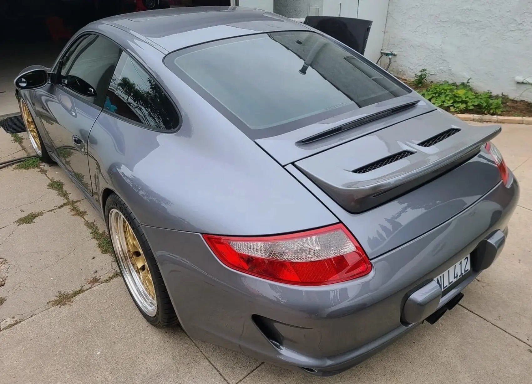 PORSCHE 997 CARRERA 2005–2012 BOLT-ON DUCKTAIL SPOILER FOR PORSCHE 997 REAR WING FIBERGLASS UPGRADE RACING STYLE REAR DECK LID CONVERSION VOSSTEK