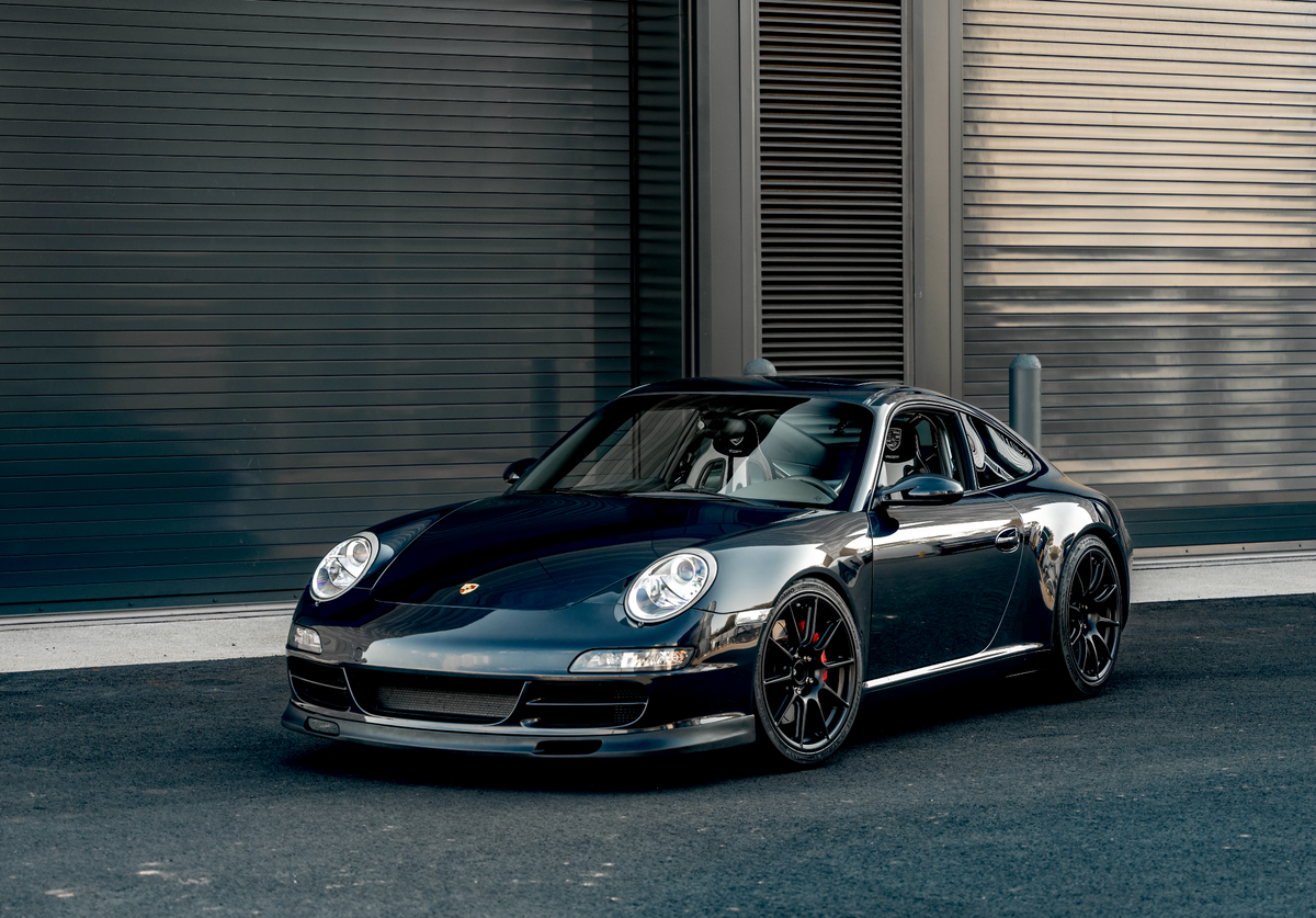Porsche 997.1 Carrera Front Spoiler Lip – GT3-Style Polyurethane (2005–2008)