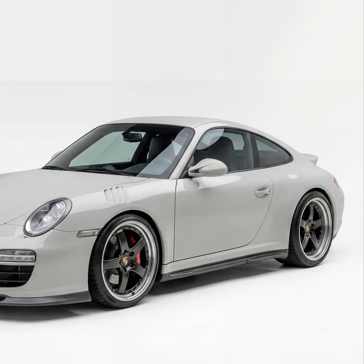 BetterBodies Motorsport Porsche 997 Carrera Mach II side skirts in polyurethane for narrow body 2005–2012 model, shown in the image.